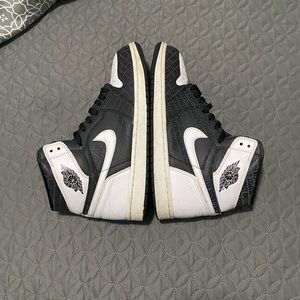 Jordan 1 Retro High RE2PECT (Derek Jeter)